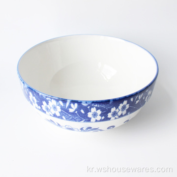 파란색과 흰색 도자기 디너 그릇